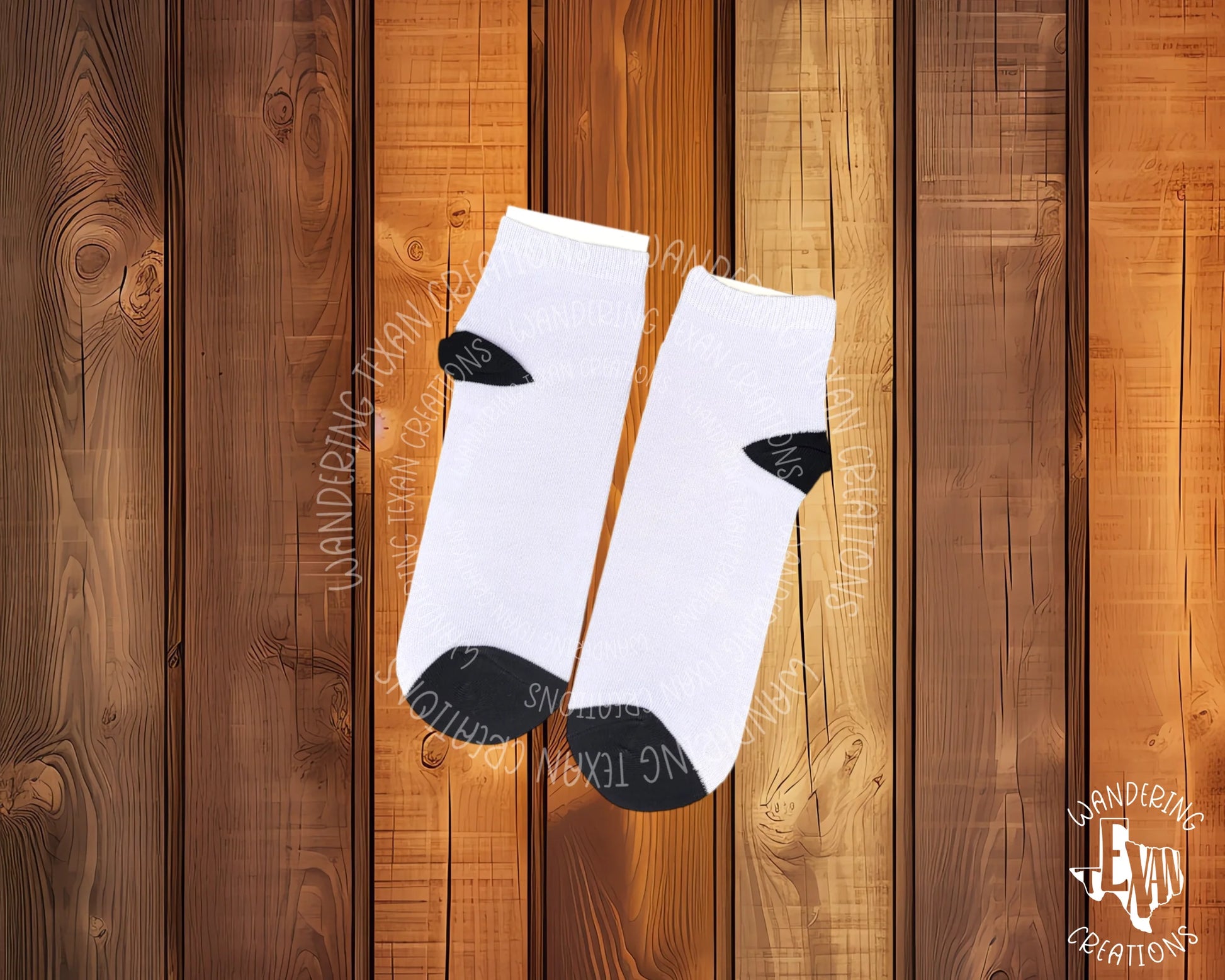 Step up your sock game with our women's ankle socks! Get creative and design your own unique pair. 